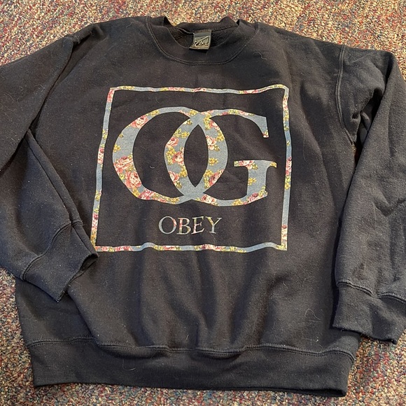 Obey WORLDWIDE Crew Neck | Women's Small | Maroon Color Floral Print - Picture 2 of 3